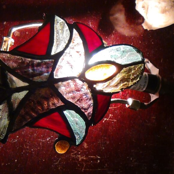 iffany Style Stained Glass Angel Night Light by River of Goods 5" H(Damaged) - Picture 7 of 12